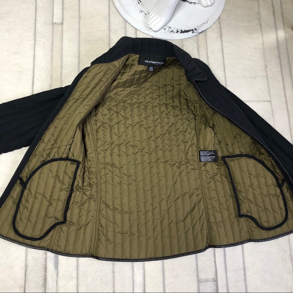 Weatherproof jacket - Picture 5 of 8